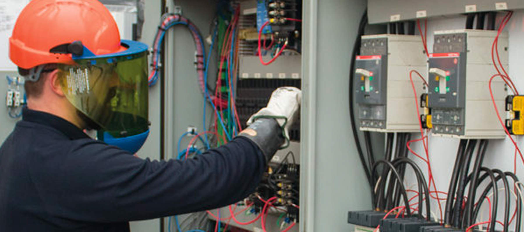 7 Critical Aspects of Electrical Panel Replacement and Home Insurance